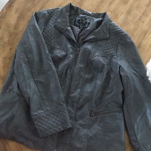 Fashionable Women’s Leather Jacket